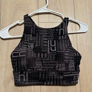 Lululemon logo tank (4)